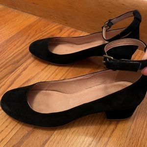Madewell black suede block heel pumps